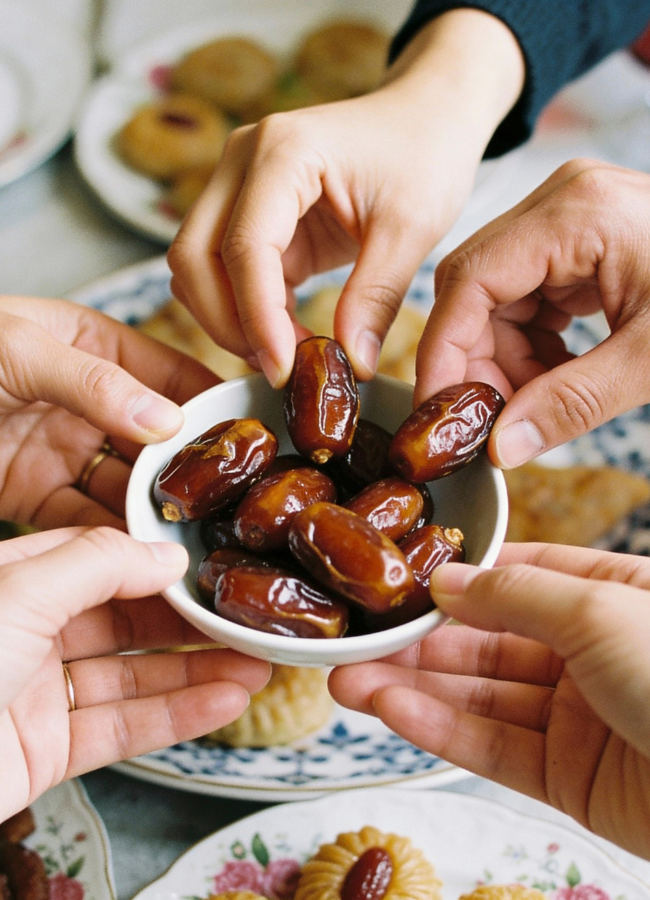 Ramadan grocery shopping in Calgary at Basha Foods